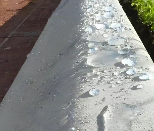 印江硅烷浸渍涂料在混凝土保护中的应用